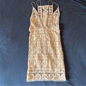 NWT Free people dress. Size 0 . Lace with slip. Beige